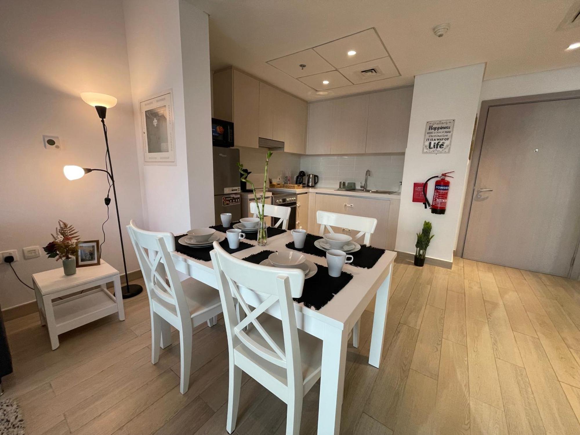 Appartamento Daisy Hill 1br Waters Edge Canal View Theme Parks Yas Island *