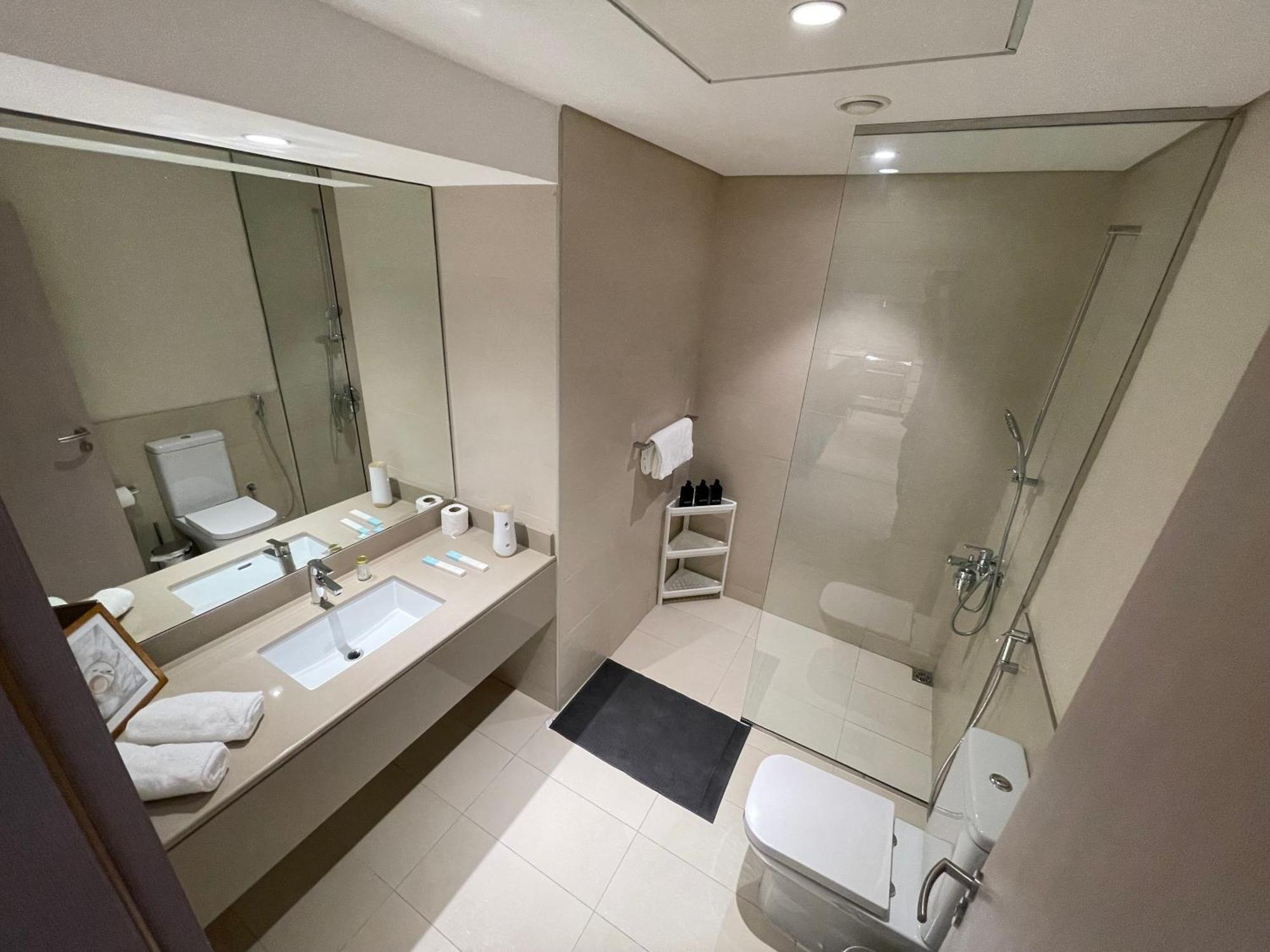 Appartamento Daisy Hill 1br Waters Edge Canal View Theme Parks Yas Island