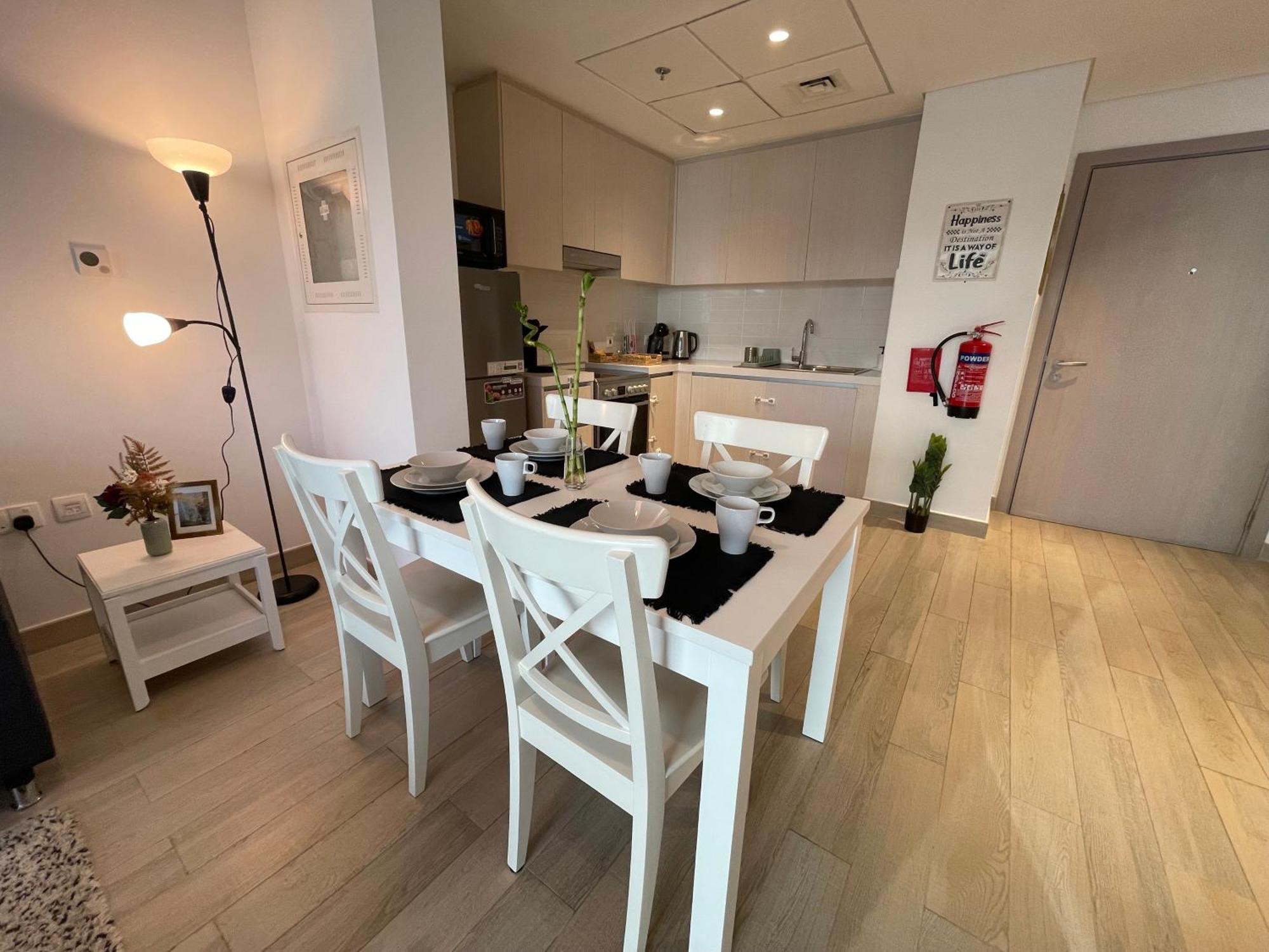 Daisy Hill 1br Waters Edge Canal View Theme Parks Yas Island Apartamento *